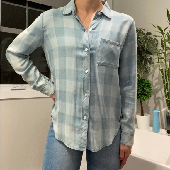 NWOT rails buttons down shirt - Picture 2 of 5